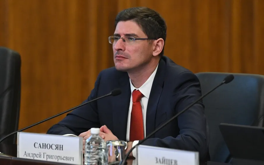 Андрей Саносян поделился нижегородским опытом по улучшению инвестиционного климата на стратегической сессии АСИ в Хабаровске